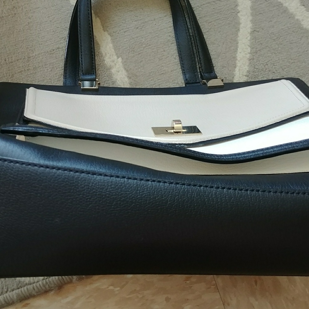 Authentic ๐๐Kate spade ny - Picture 4 of 8